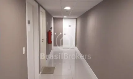 CONDOMINIO TARGET OFFICES &amp; MALL - Sala Comercial