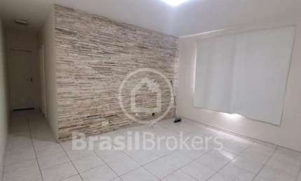 Apartamento com 2 quartos à venda na Rua Oswaldo Lussac, Taquara, Rio de Janeiro