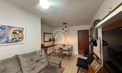 Apartamento muito lindo! Nada a fazer! Entrar e morar! Não perca essa oportunidade!