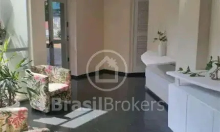 Apartamento 01 quarto com móveis planejados situado em Condomínio com total infraestrutura e segurança.
