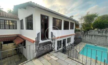 Casa à venda com 188,00m² e 4 quartos em Taquara, Rio de Janeiro - rj