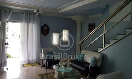 Grande oportunidade de casa de 4 quartos no condomínio Verde Ville