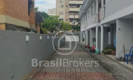 Casa de Condomínio à venda com 132,00m² e 3 quartos em Pechincha, Rio de Janeiro - rj