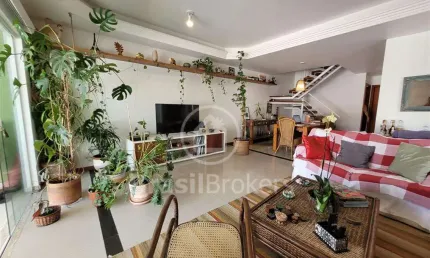Casa de Condomínio à venda com 228,00m² e 4 quartos em Freguesia (Jacarepaguá)