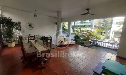 Casa à venda com 412,00m² e 3 quartos em Freguesia (Jacarepaguá), Rio de Janeiro - rj