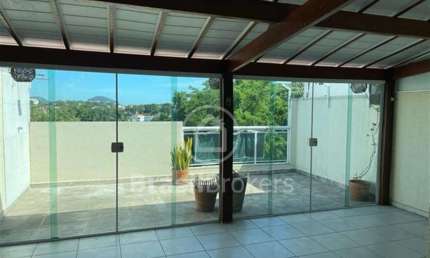Ótima casa em Condomínio fechado à venda com 220,00m² e 3 quartos em Tanque, Rio de Janeiro - rj