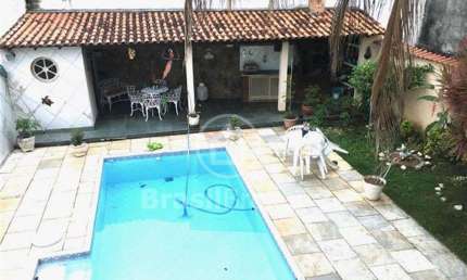 Ótima casa à venda com 261,00m² e 03 quartos em Anil, Rio de Janeiro - rj