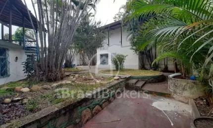 Casa à venda com 360,00m² e 3 quartos em Pechincha, Rio de Janeiro - rj