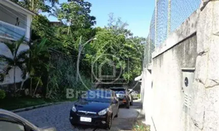 Terreno à venda na Rua Sernambi, Pechincha, Rio de Janeiro