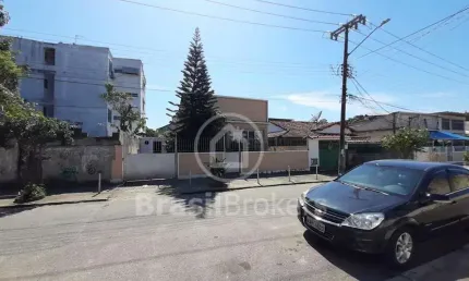Casa à venda com 438,00m² e 2 quartos em Taquara, Rio de Janeiro - rj