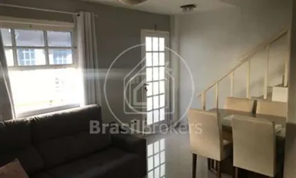 Casa de Vila à venda com 460,00m² e 2 quartos em Pechincha, Rio de Janeiro - rj