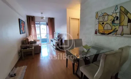 Apartamento 74m² com 2 quartos no centro da Freguesia