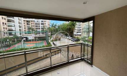 CONDOMÍNIO ATELIER TRÊS RIOS: Lindo apartamento todo reformado, 04 quartos, com total infraestrutura.