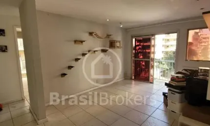Oportunidade na freguesia! vazio, pronto para morar, 2 quartos com varandas