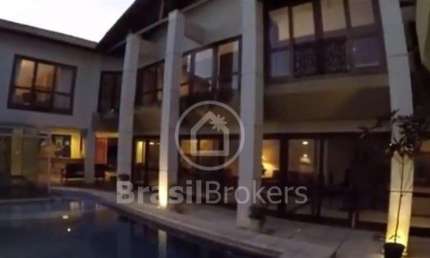Casa à venda com 292,00m² e 4 quartos em Jardim Guanabara, Rio de Janeiro - rj
