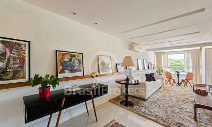 CASA CINEMATOGRÁFICA COM 360m² - QUEBRA COCO - JARDIM GUANABARA