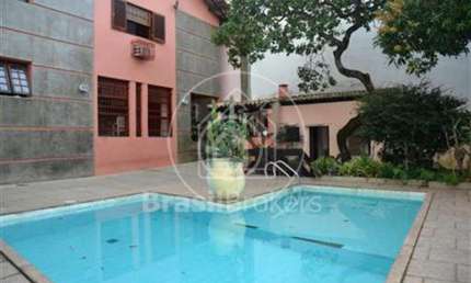 Casa à venda com 598,00m² e 4 quartos em Jardim Guanabara, Rio de Janeiro - rj