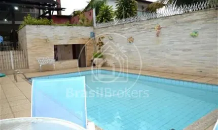Casa à venda com 320,00m² e 5 quartos em Jardim Guanabara, Rio de Janeiro - rj