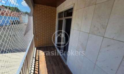Aconchegante apartamento 2 quartos com varanda e elevador totalmente reformado