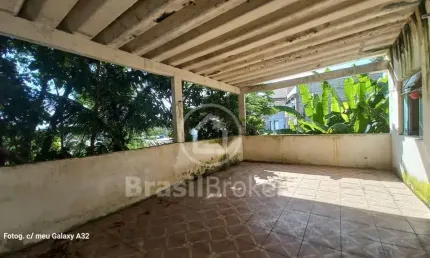 Casa à venda com 360,00m² e 4 quartos em taúa, rio de janeiro - rj