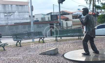 Casa de condomínio à venda com 170,00m² e 3 quartos em Portuguesa  rj