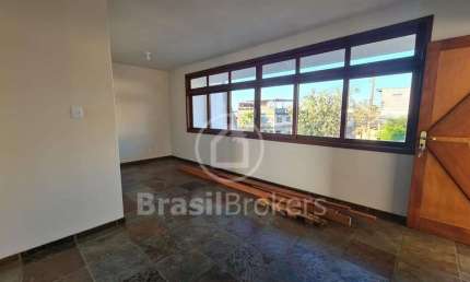 Casa à venda com 239,00m² e 5 quartos em Cacuia, Rio de Janeiro - rj