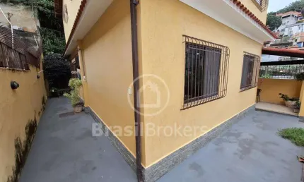 Casa com 4 quartos à venda na Rua Etna, Jardim Carioca, Rio de Janeiro