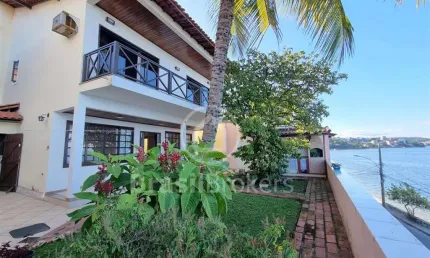 Casa à venda com 214,00m² e 5 quartos em Praia da Bandeira, Rio de Janeiro - rj