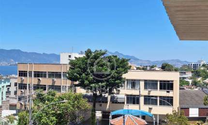 Casa à venda com 300,00m² e 3 quartos em Jardim Guanabara, Rio de Janeiro - RJ