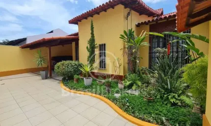 Casa à venda com 375,00m² e 4 quartos em Jardim Guanabara, Rio de Janeiro - RJ