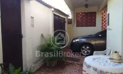Casa à venda com 222,00m² e 4 quartos em Jardim Carioca, Rio de Janeiro - rj