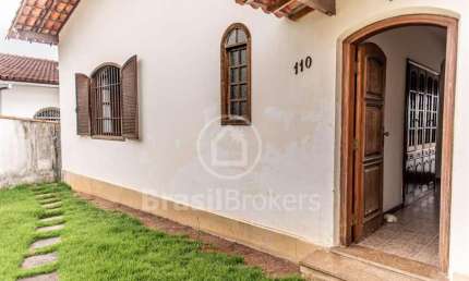 Casa à venda com 293,00m² e 4 quartos em Jardim Guanabara, Rio de Janeiro - rj