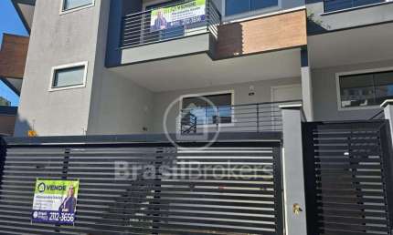 Casa à venda com 133,00m² e 4 quartos em Jardim Guanabara, Rio de Janeiro - rj