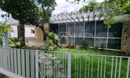 Casa à venda com 212,00m² e 4 quartos em Jardim Guanabara, Rio de Janeiro - RJ