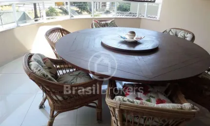 Casa à venda com 562,00m² e 5 quartos em Jardim Guanabara, Rio de Janeiro - rj