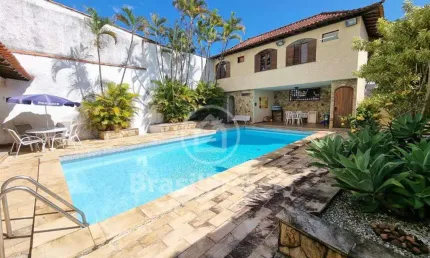 Casa à venda com 379,00m² e 3 quartos em Jardim Guanabara, Rio de Janeiro - rj