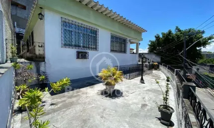Casa à venda com 248,00m² e 2 quartos em Bancários, Rio de Janeiro - rj