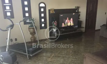 Casa à venda com 451,00m² e 3 quartos em Jardim Carioca, Rio de Janeiro - rj