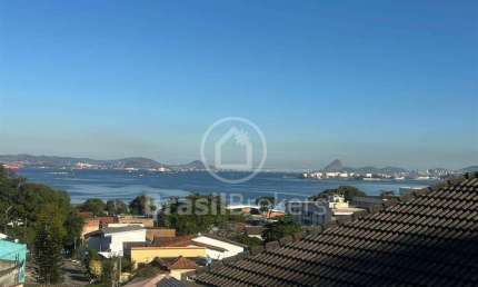 Casa à venda com 4230,00m² e 3 quartos em Freguesia (Ilha do Governador), Rio de Janeiro - RJ