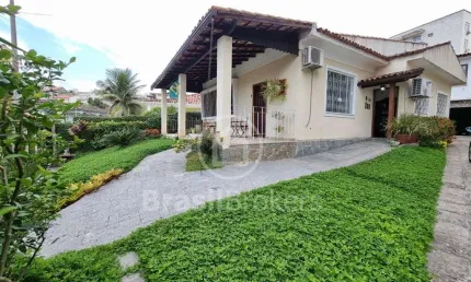 Casa à venda com 153,00m² e 4 quartos em Jardim Guanabara, Rio de Janeiro - rj