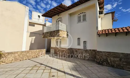 Casa à venda com 334,00m² e 4 quartos em Jardim Guanabara, Rio de Janeiro - rj