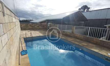 Casa à venda com 472,00m² e 4 quartos em Jardim Guanabara, Rio de Janeiro - rj