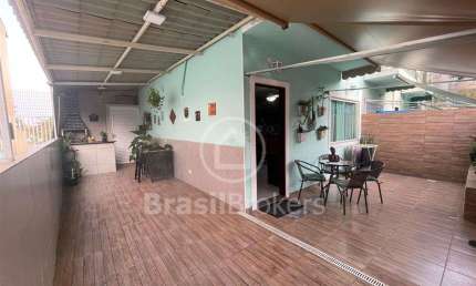 Casa à venda com 70,00m² e 2 quartos em Jardim Guanabara, Rio de Janeiro - RJ