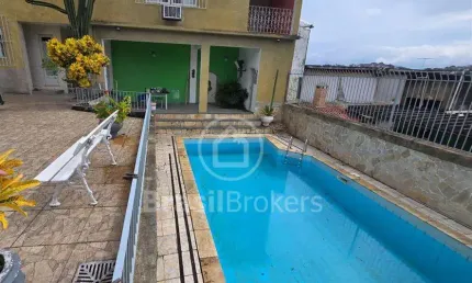Magnifica Casa com lazer completo e 2 lotes de terreno no Jardim Guanabara
