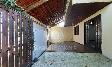 Casa com 4 quartos à venda na Rua Embaurana, Jardim Carioca, Rio de Janeiro