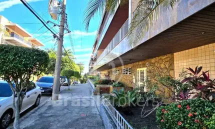 Apartamento  Jardim Guanabara - Três quartos sendo uma suite/varandão/ elevador/ 145m