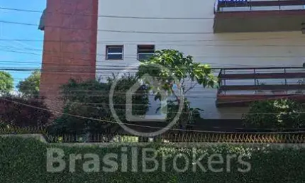 APARTAMENTO DE 1 QUARTO COM 63m² VARANDA ELEVADOR E VAGA NO CACUIA - ILHA DO GOVERNADOR-RJ