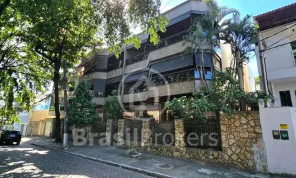 Apartamento Jardim Carioca - 2 quartos sendo uma suite, dependência completa, varanda, elevador.