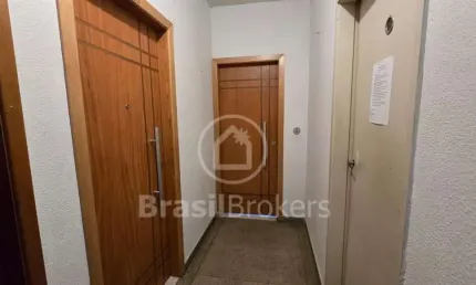 APARTAMENTO MODERNIZADO 1 ANDAR COM 2 QUARTOS 64m² - PORTUGUESA - RJ