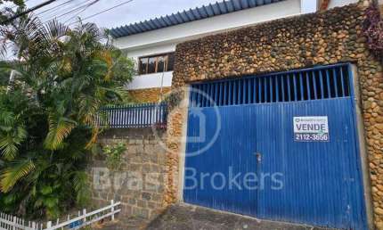 Casa com 2 quartos à venda na Rua Auvernia, Tauá, Rio de Janeiro